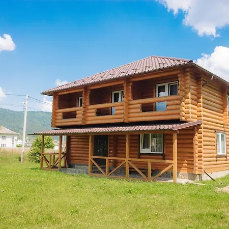 Lodge стежка в гори